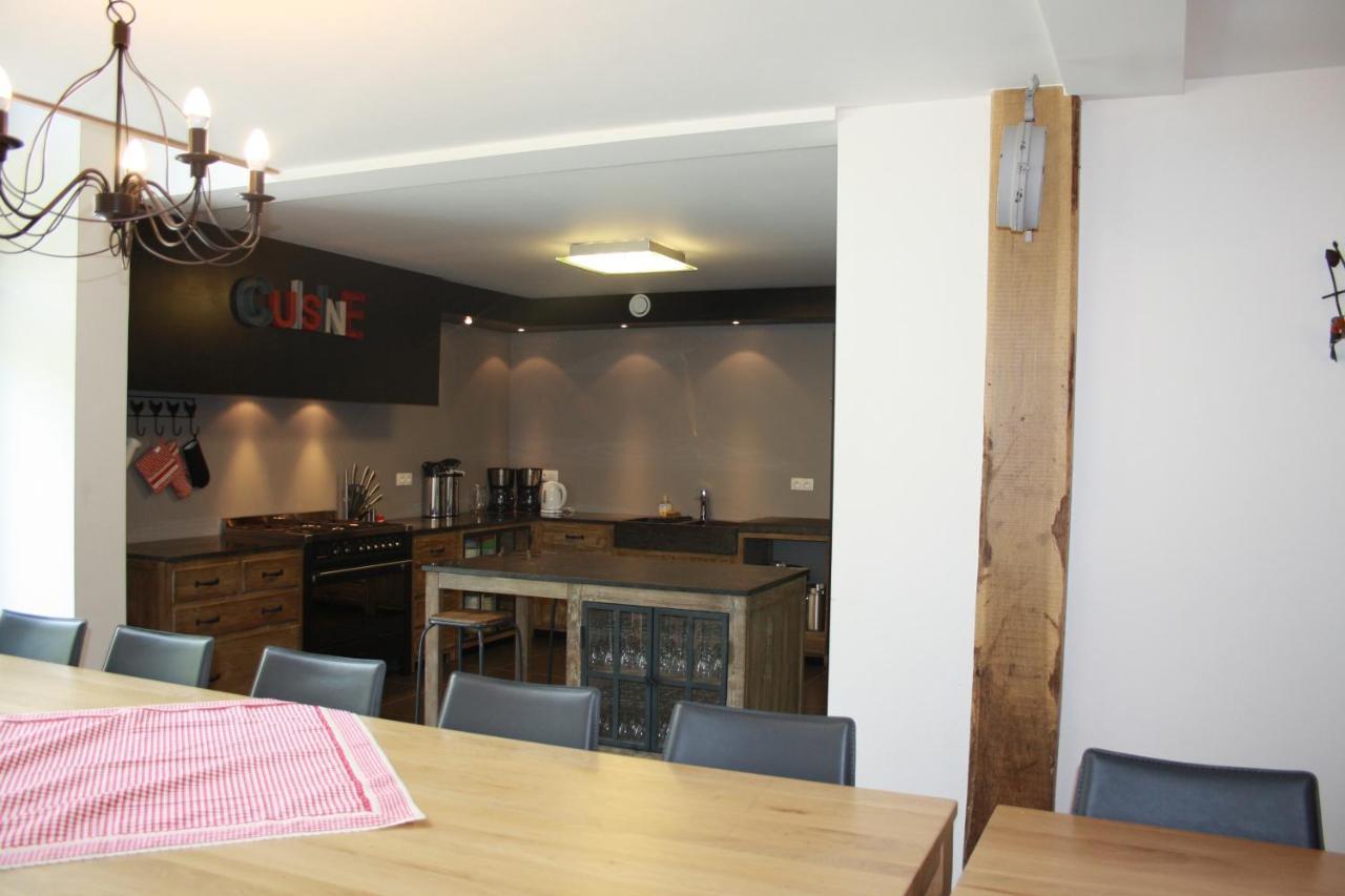 Les Gites "Coeur De Ferme" Celles  Exterior photo
