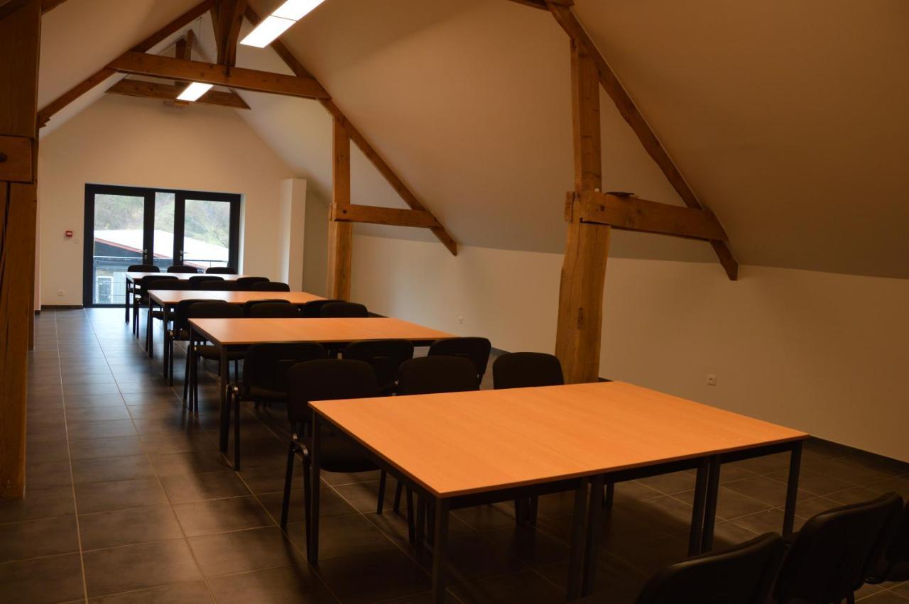 Les Gites "Coeur De Ferme" Celles  Exterior photo