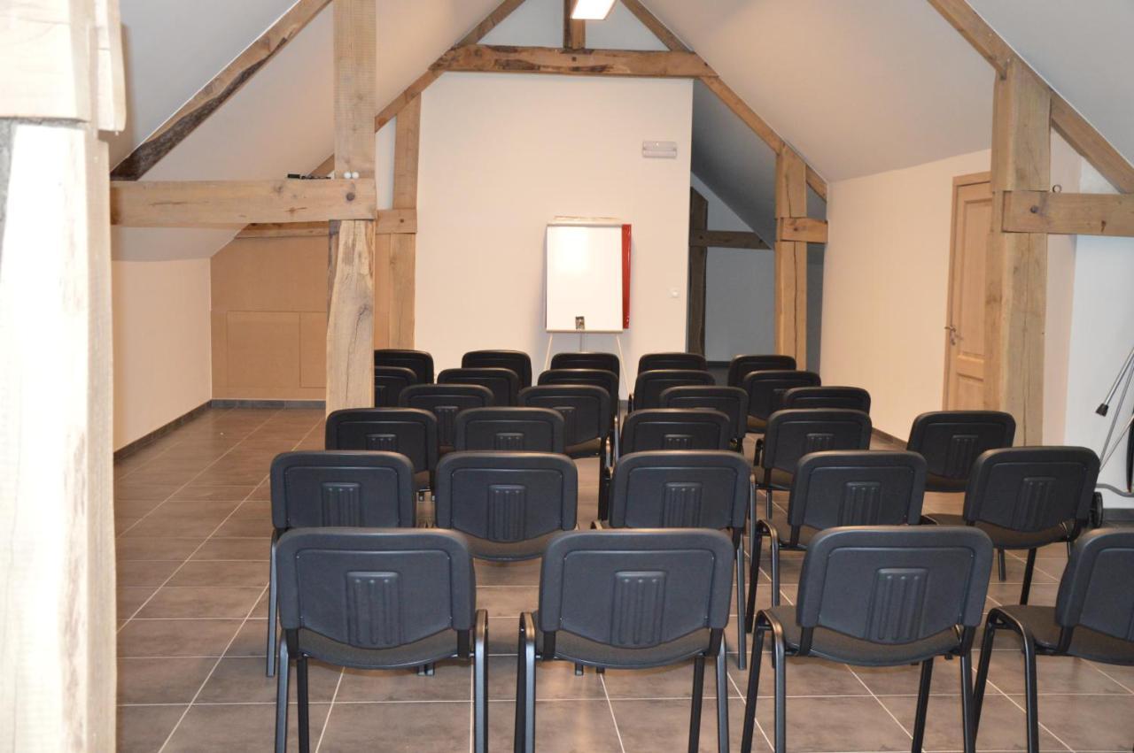 Les Gites "Coeur De Ferme" Celles  Exterior photo
